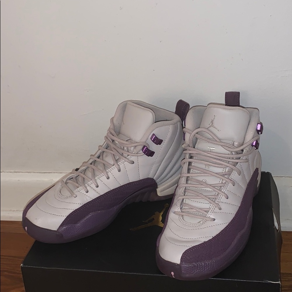 Air Jordan 12